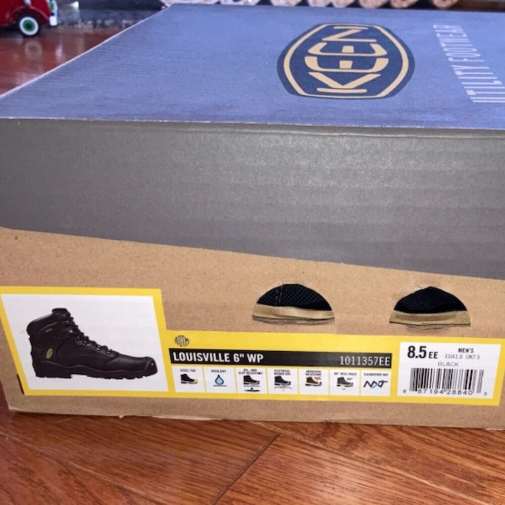 KEEN Louisville 6" Waterproof Steel Toe Work Boots– Size 8.5 Wide EE- New in Box